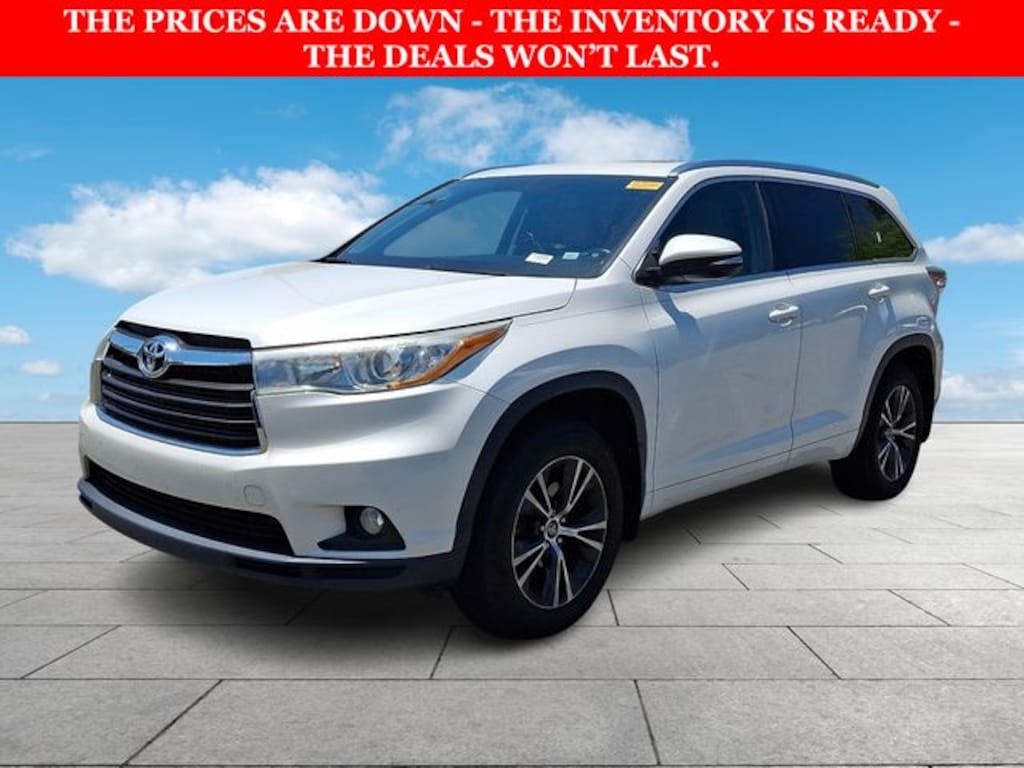 Used 2016 Toyota Highlander XLE V6 SUV