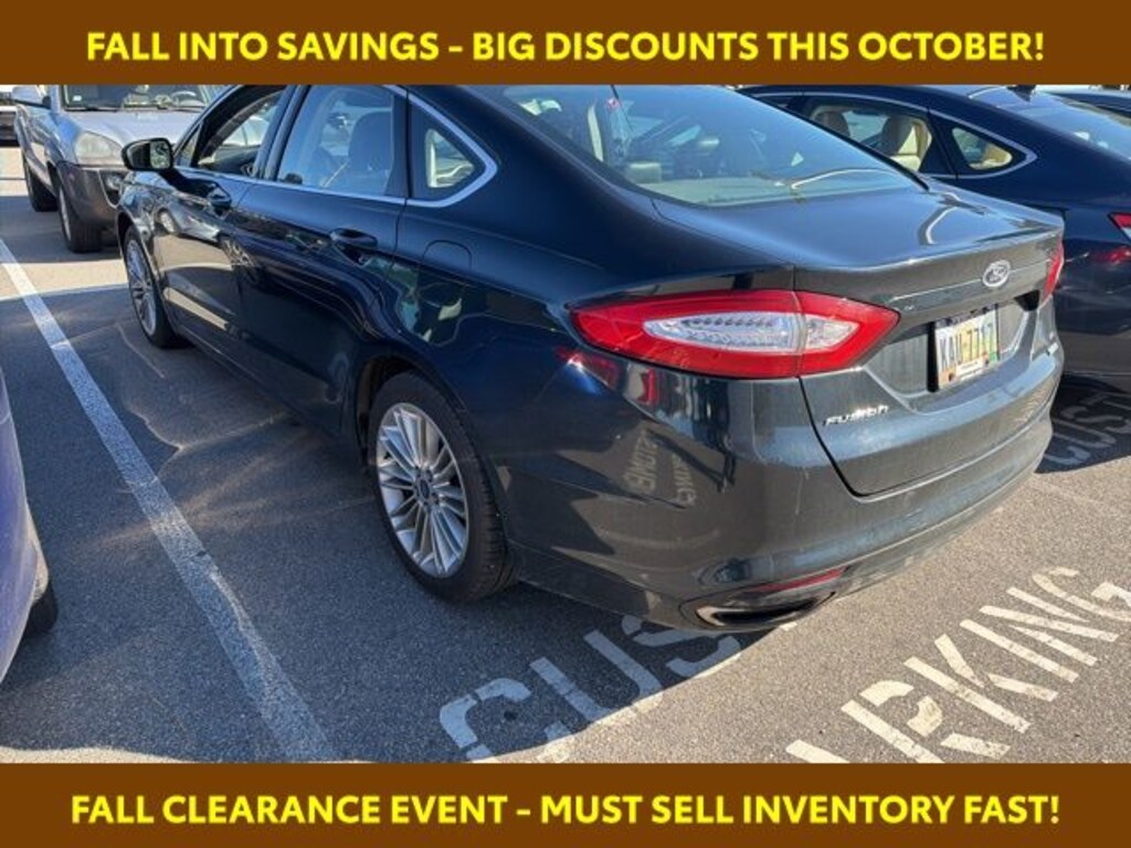 Used 2014 Ford Fusion SE Sedan