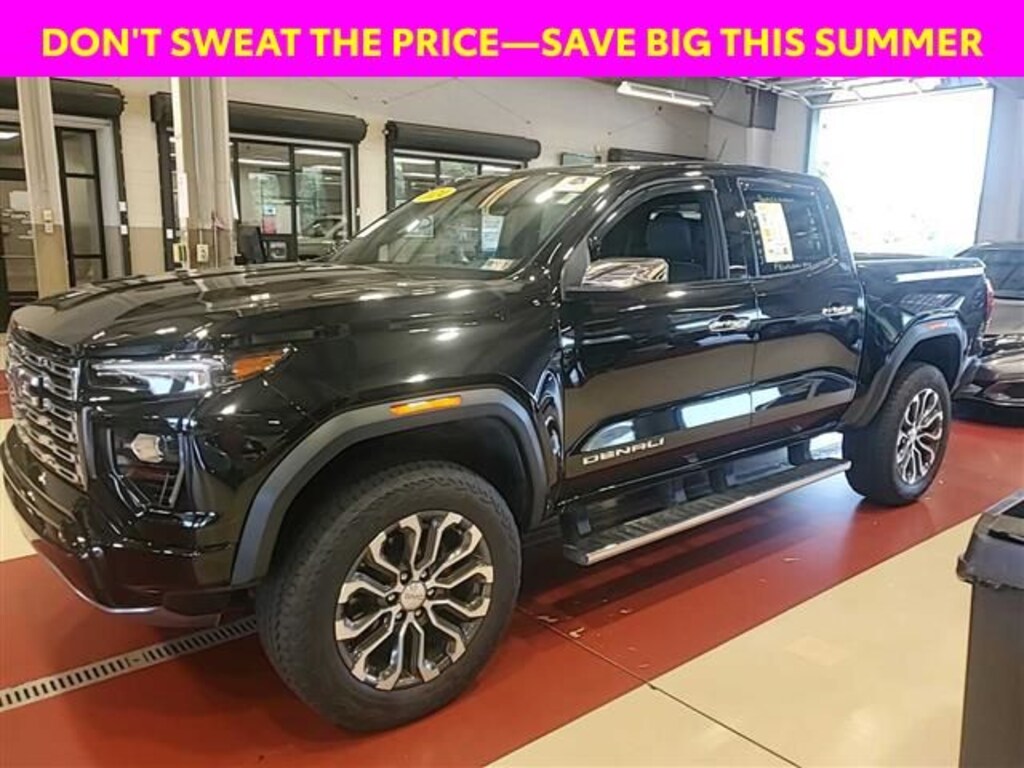 Used 2024 GMC Canyon Denali Truck Crew Cab