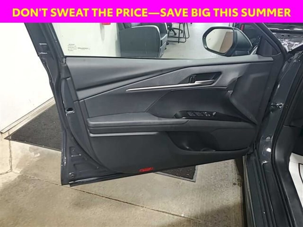 Used 2025 Toyota Camry SE Sedan