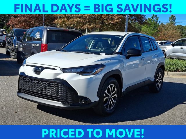 2024 Toyota Corolla Cross Hybrid S photo 2