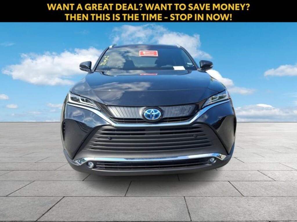 Used 2024 Toyota Venza XLE SUV