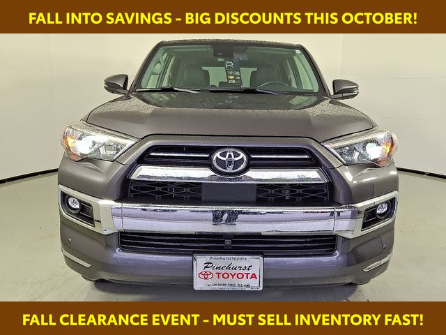2022 Toyota 4Runner Limited photo 2