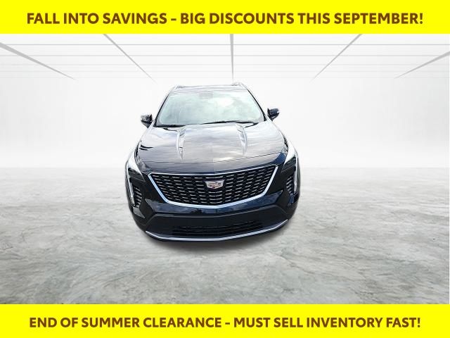 2023 Cadillac XT4 Premium Luxury photo 2