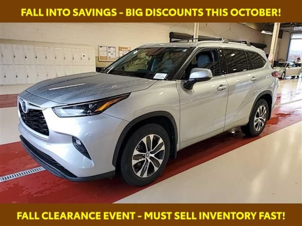 Used 2022 Toyota Highlander Hybrid XLE SUV