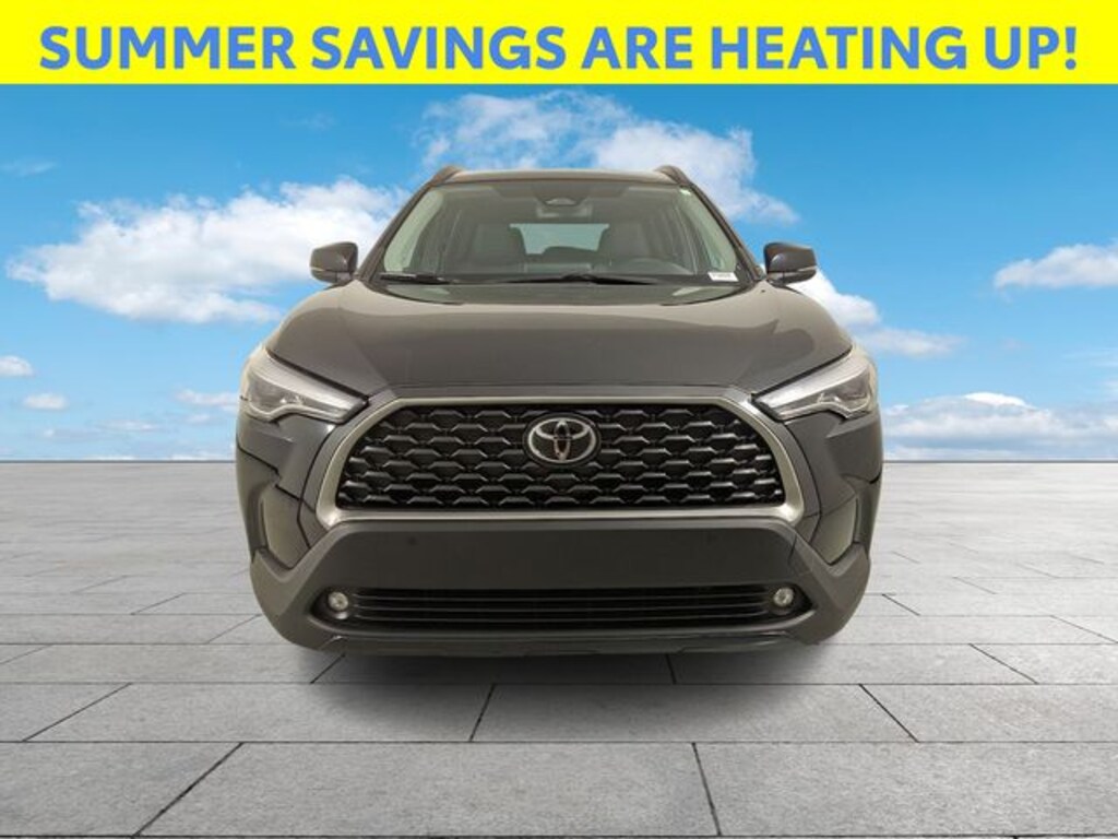 Used 2025 Toyota Corolla Cross XLE SUV