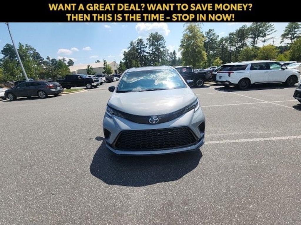 Used 2025 Toyota Sienna XSE 7 Passenger Van Passenger Van