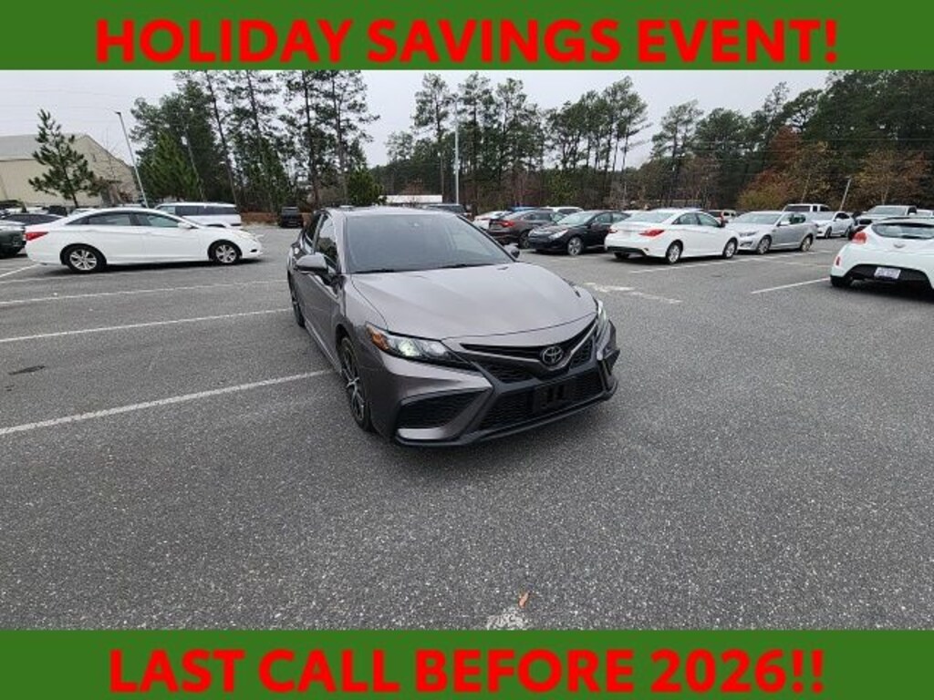 Used 2023 Toyota Camry SE Sedan