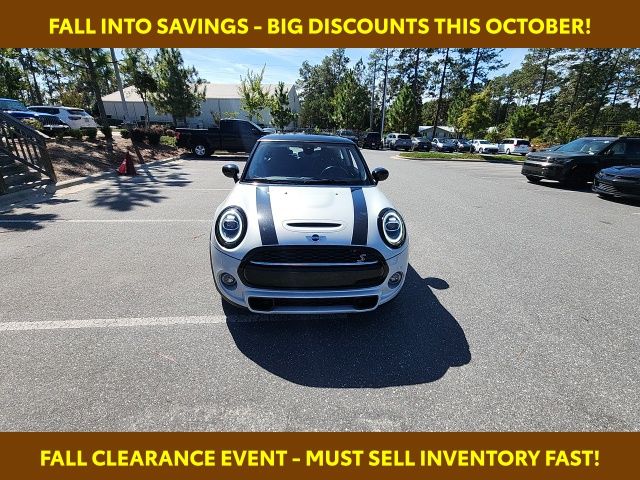 2021 Mini Cooper 2 Door Hardtop S Iconic photo 3
