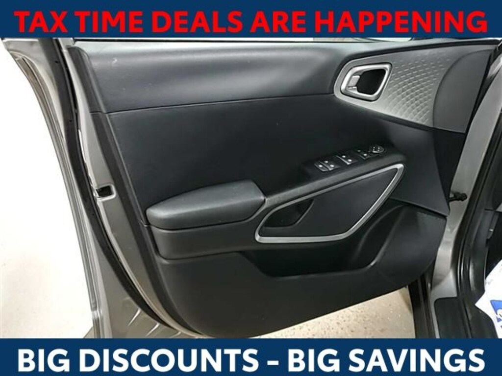 Used 2024 Kia Soul LX Hatchback