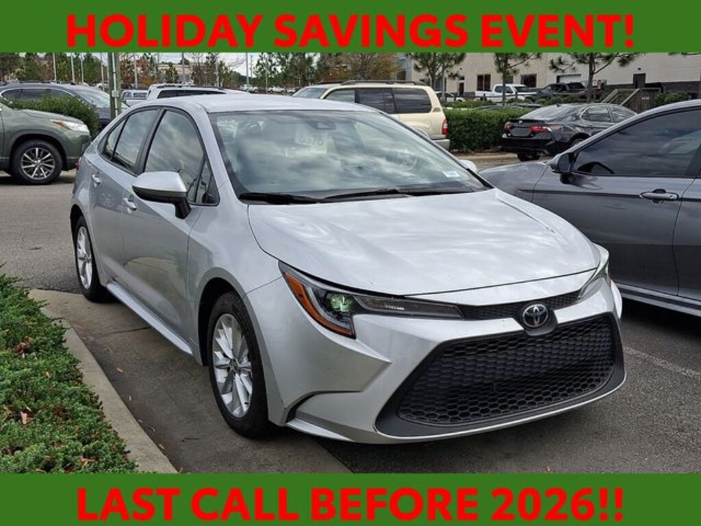 Used 2022 Toyota Corolla LE Sedan