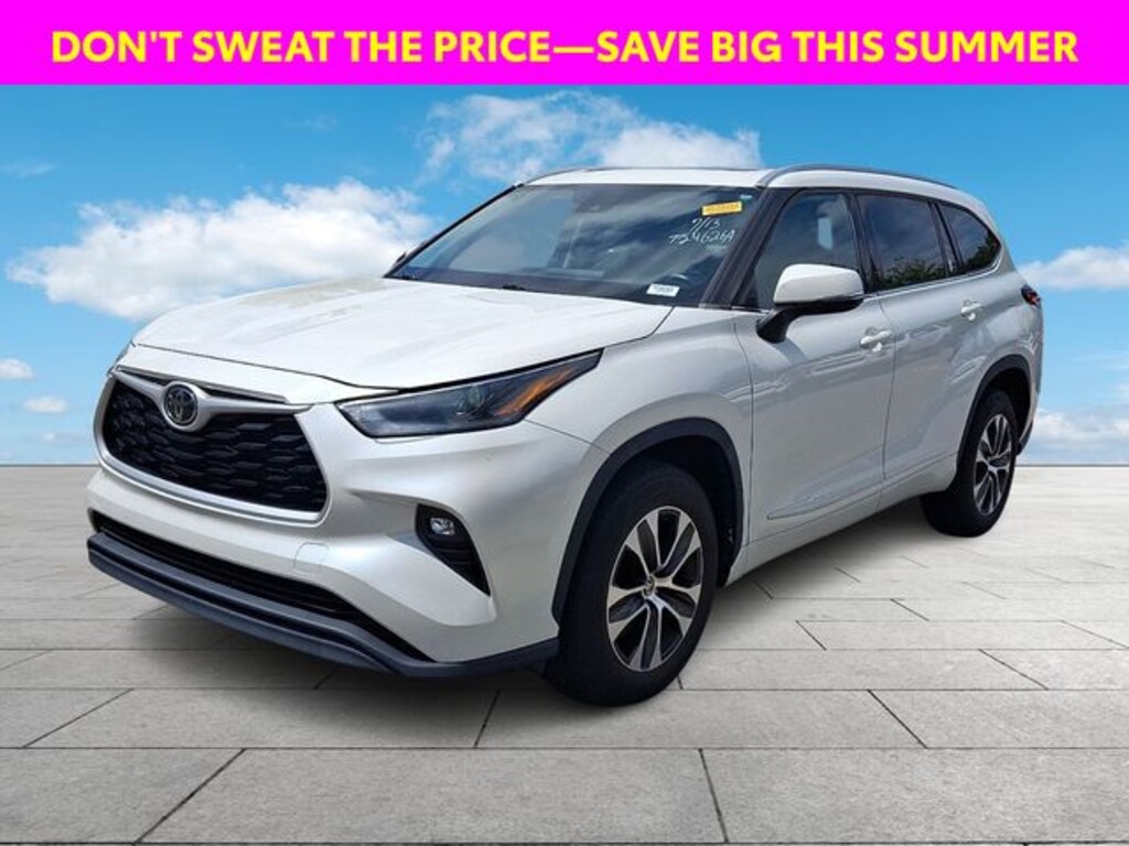 Used 2021 Toyota Highlander XLE SUV