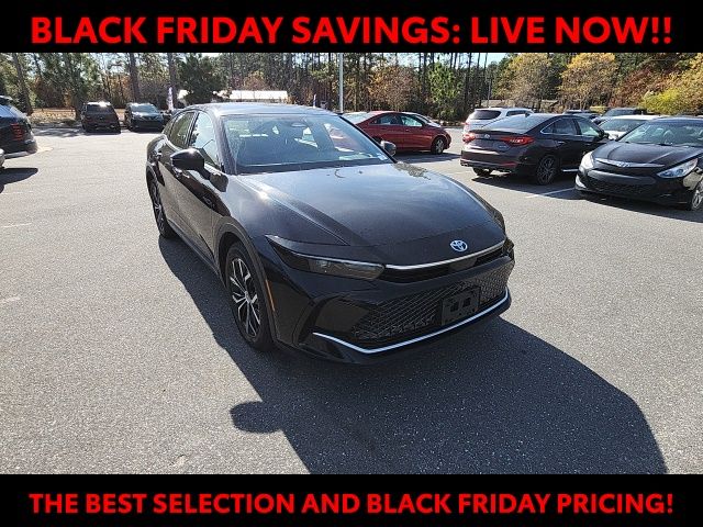 2024 Toyota Crown photo 2