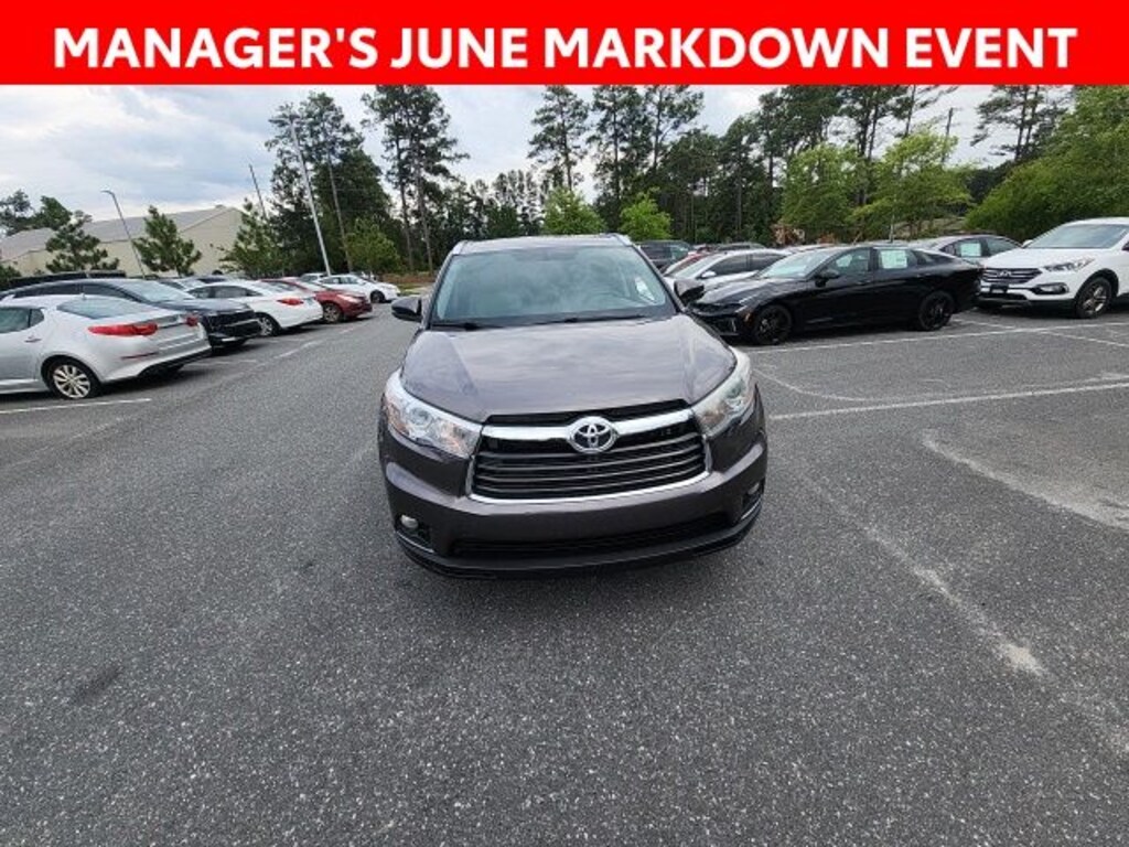 Used 2016 Toyota Highlander XLE V6 SUV