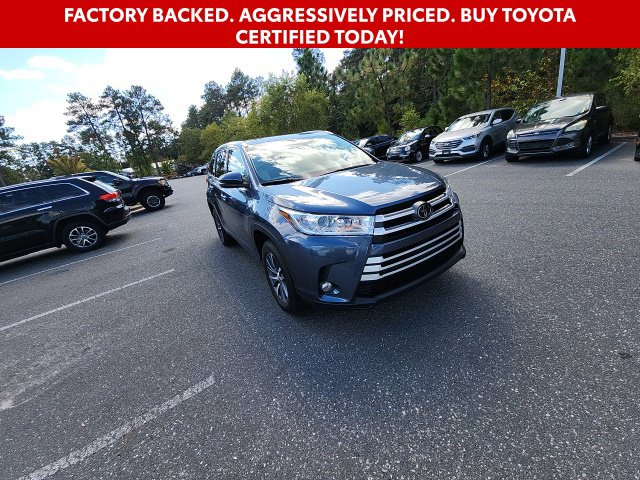 Certified 2017 Toyota Highlander XLE V6 SUV