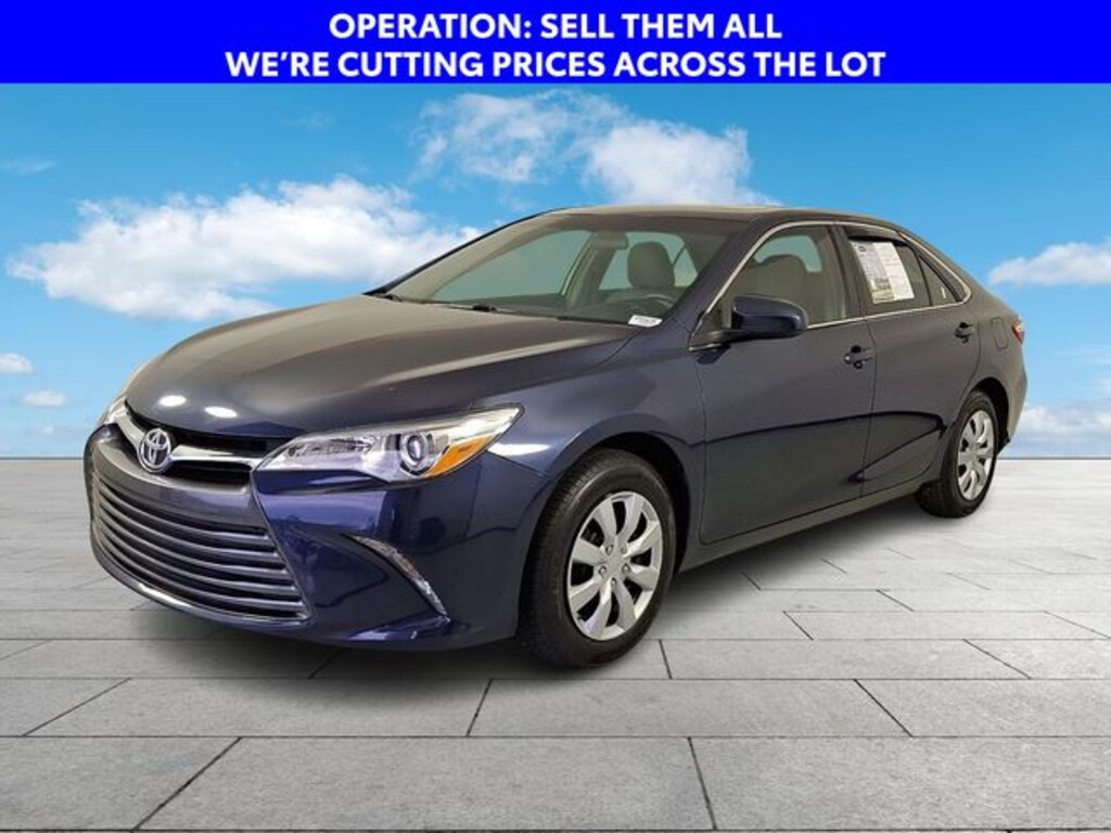 Used 2016 Toyota Camry LE Sedan