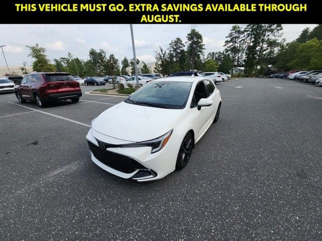 Used 2025 Toyota Corolla Hatchback XSE Hatchback