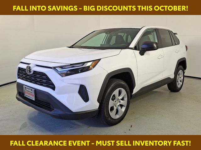 2024 Toyota RAV4 LE photo 3