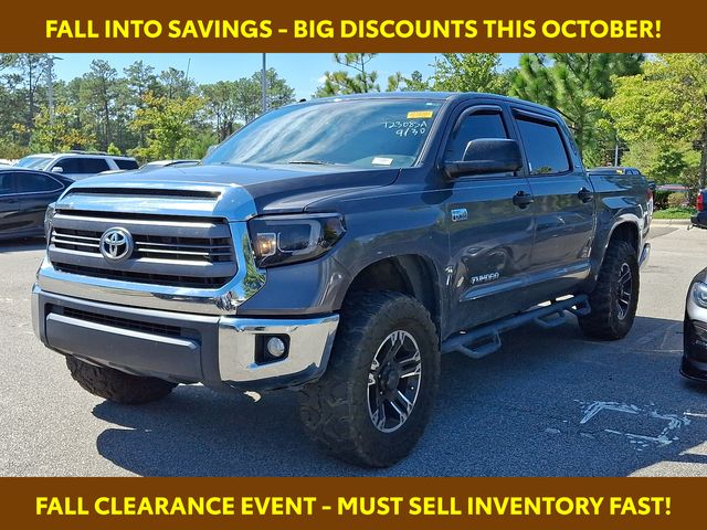 2015 Toyota Tundra SR5 CrewMax photo 3