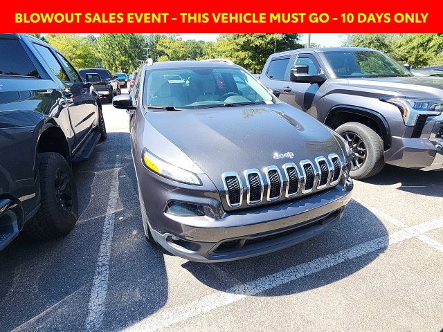 Used 2016 Jeep Cherokee Latitude 4x4 SUV