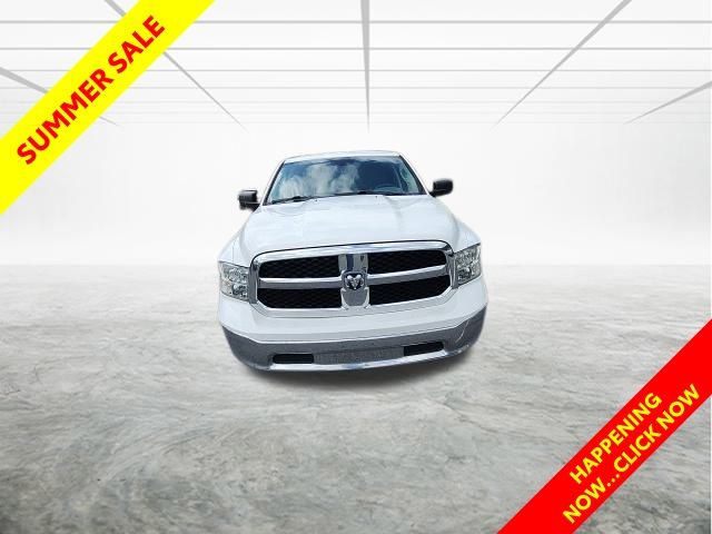 2019 Ram 1500 Classic SLT photo 3