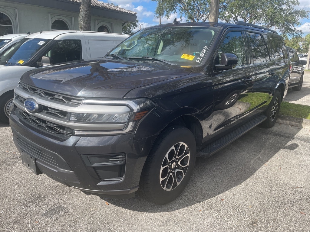 2024 Ford Expedition XLT's photo