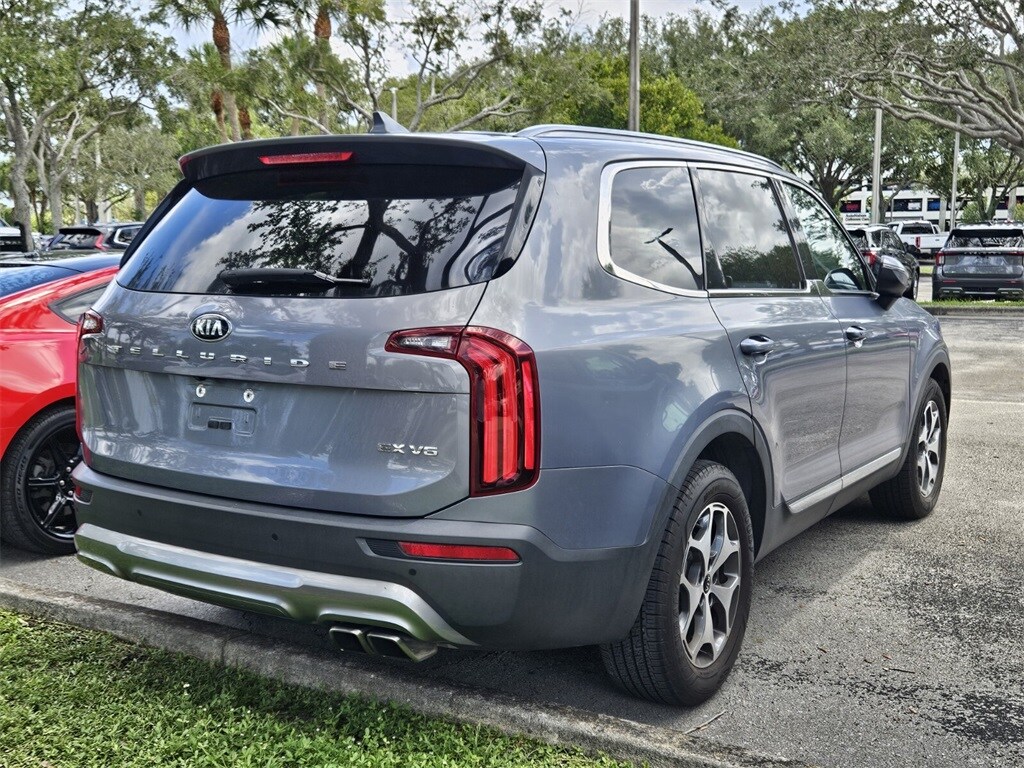 2020 Kia Telluride EX photo 3
