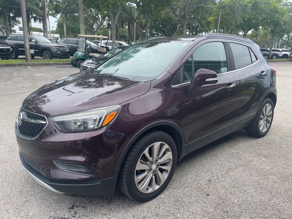 2018 Buick Encore Preferred's photo