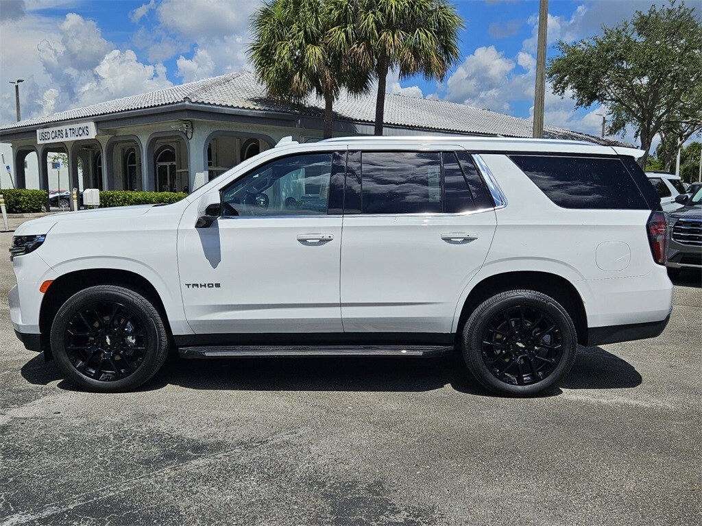 2023 Chevrolet Tahoe LT photo 2
