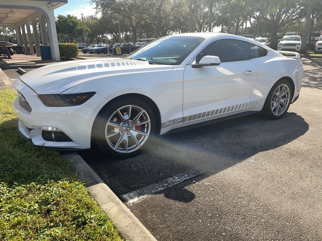 2015 Ford Mustang EcoBoost Premium