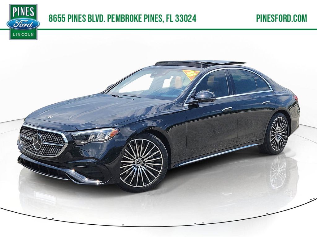 2025 Mercedes-Benz E-Class E450 4MATIC's photo