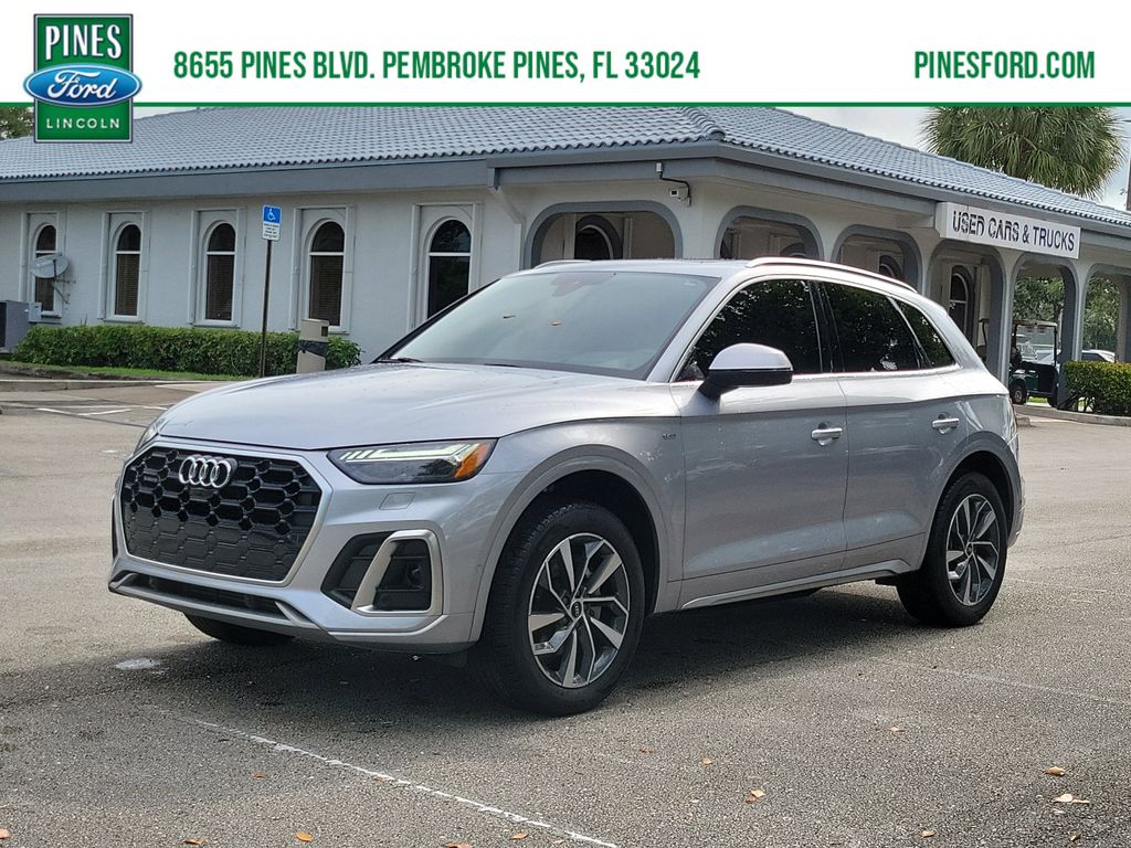 2023 Audi Q5 45 Prestige's photo
