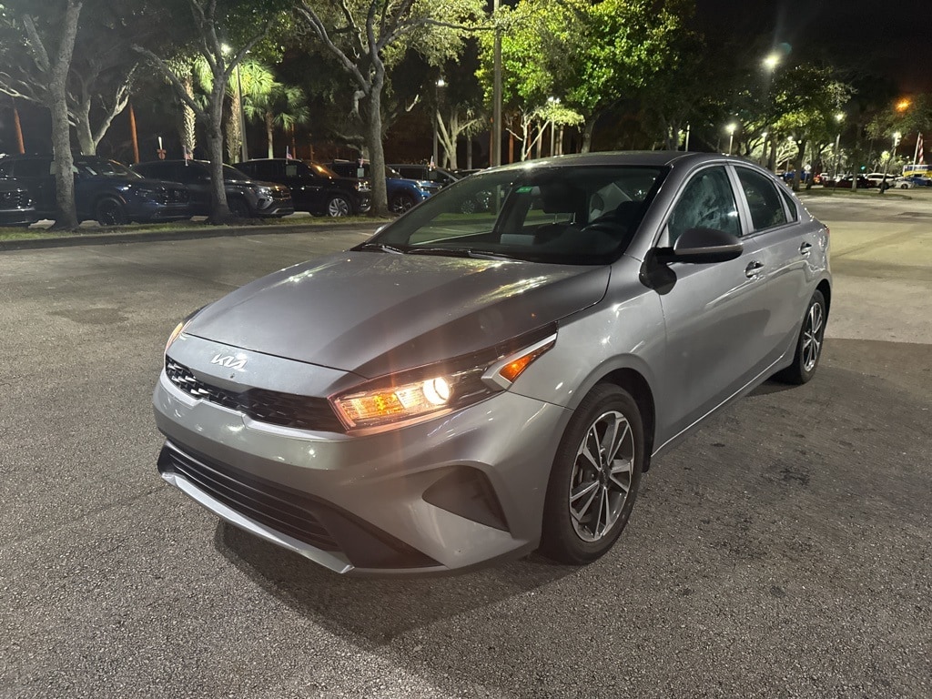 2023 Kia Forte LXS's photo