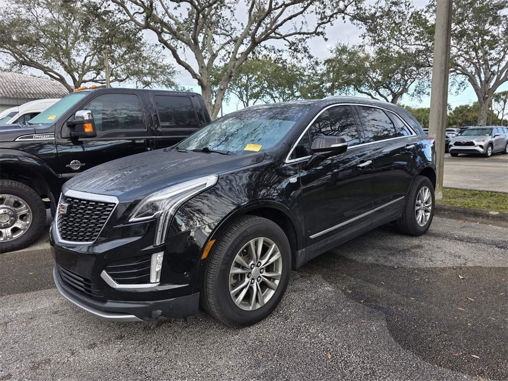 2022 Cadillac XT5 Premium Luxury