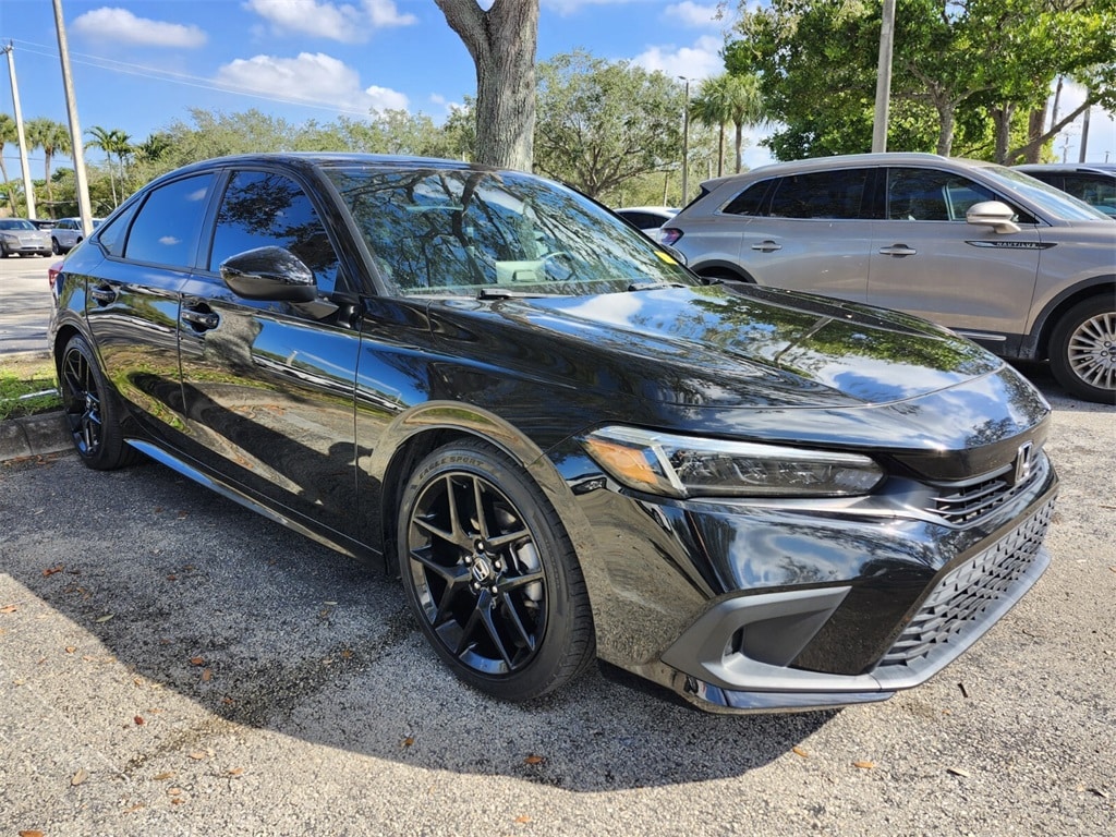 2023 Honda Civic Sport photo 3