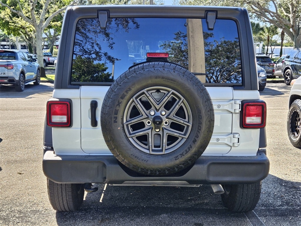 2024 Jeep Wrangler Sport S photo 2