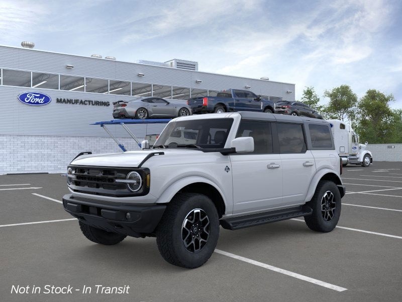 2025 Ford Bronco 4-Door Outer Banks's photo
