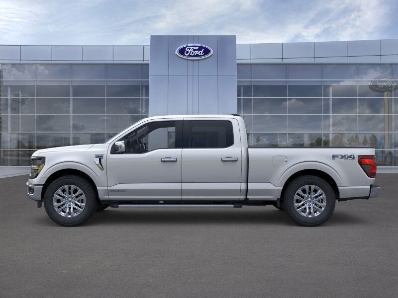 2025 Ford F-150 XLT photo 3
