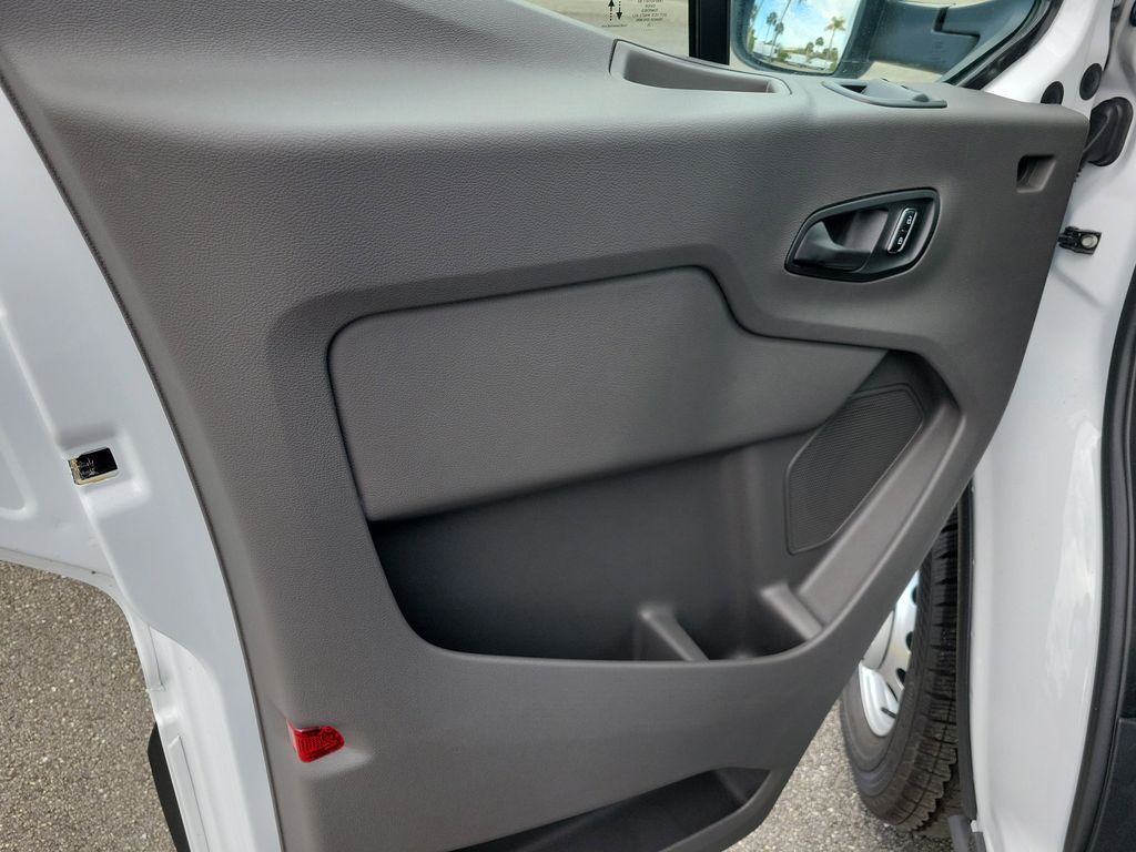 2025 Ford Transit Van Base - Photo 19