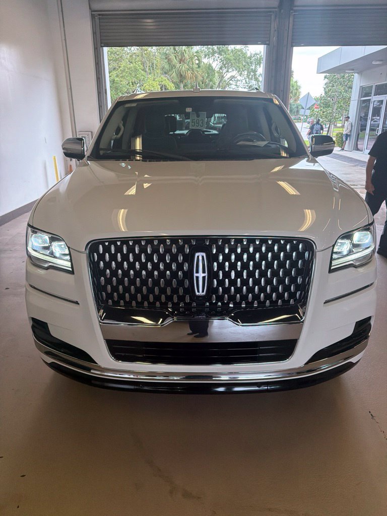 2023 Lincoln Navigator