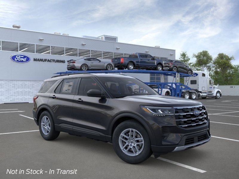 2026 Ford Explorer photo 3