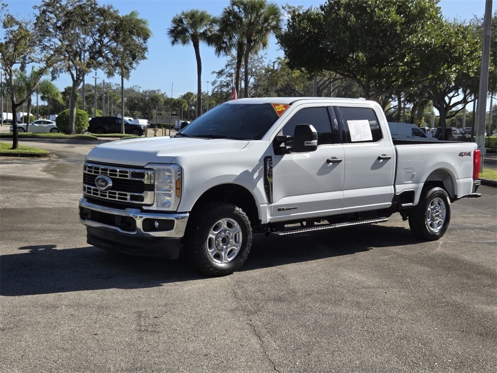 2025 Ford F-250 Super Duty XLT's photo