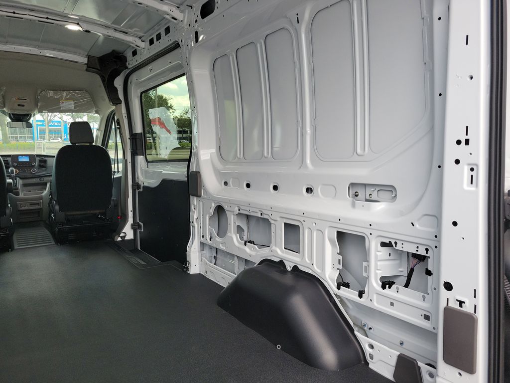 2025 Ford Transit Van Base - Photo 10