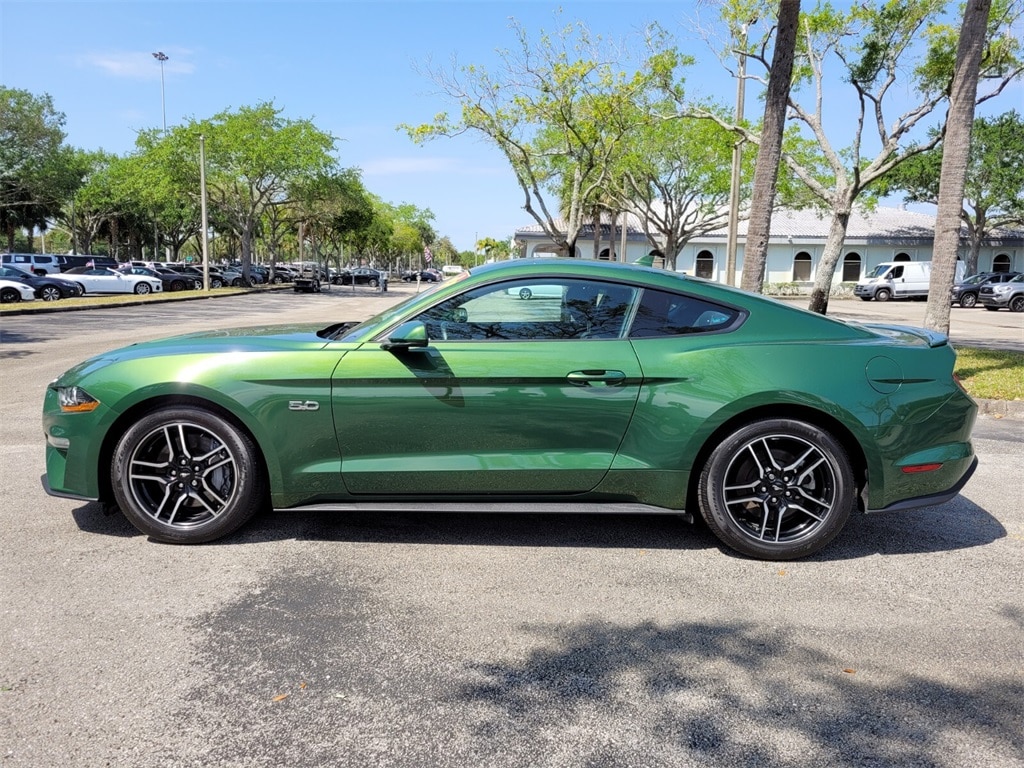 Used 2022 Ford Mustang GT with VIN 1FA6P8CF6N5115688 for sale in Pembroke Pines, FL