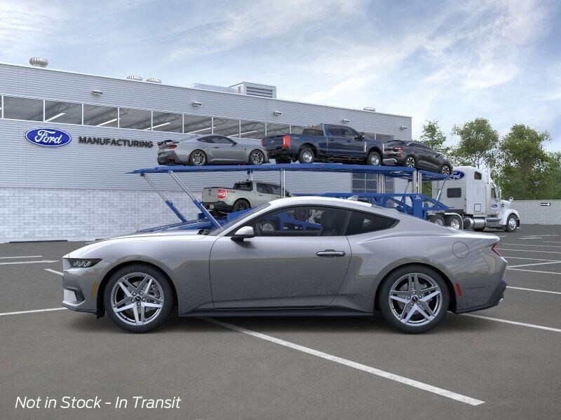 2025 Ford Mustang EcoBoost photo 3
