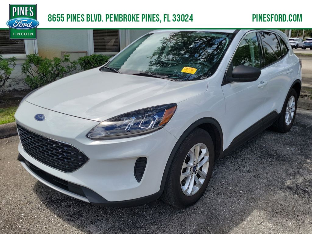2022 Ford Escape SE