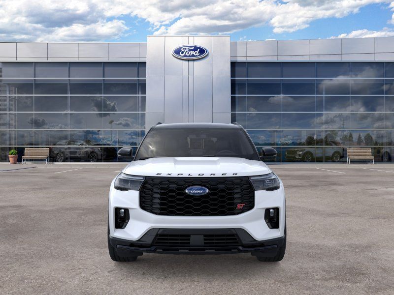 2026 Ford Explorer ST - Photo 6