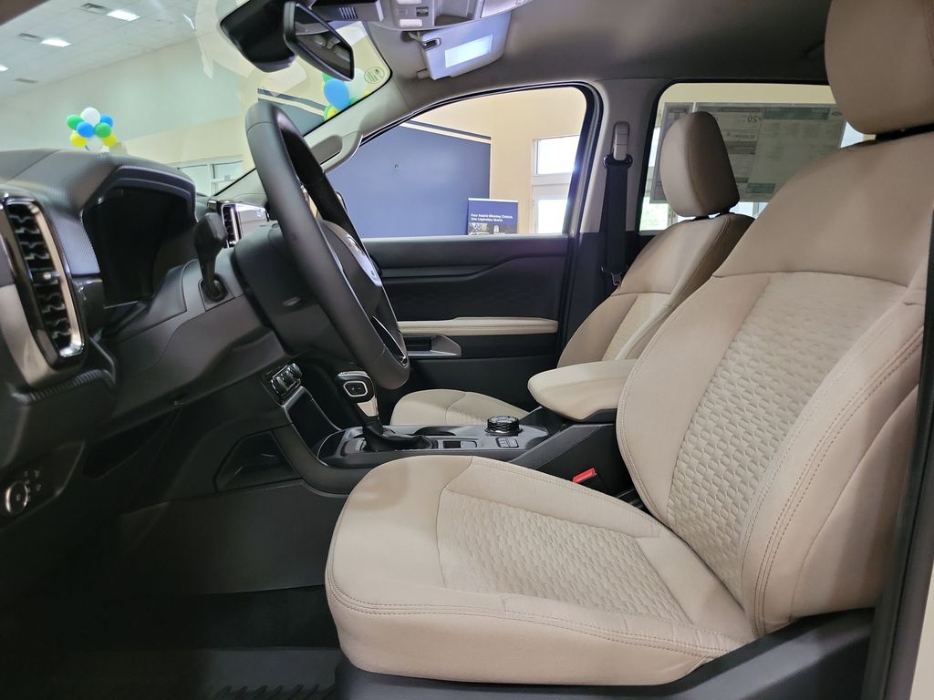 2025 Ford Ranger XLT - Photo 13