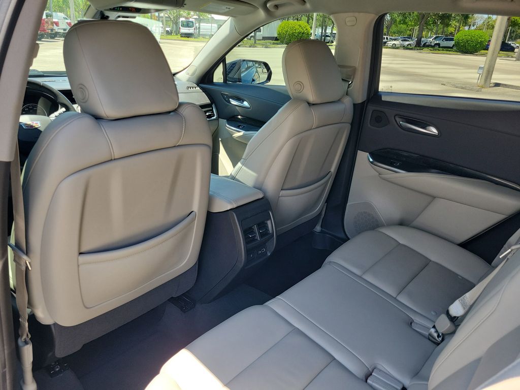 2021 Cadillac XT4 Premium Luxury - Photo 11