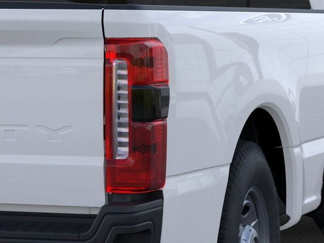 2025 Ford F-350 Super Duty XL - Photo 21